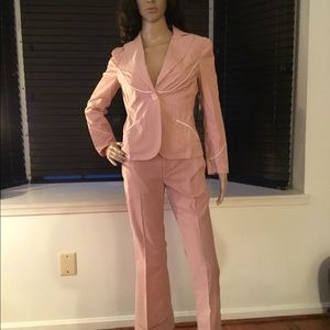 Marc Jacob pink and white pant suit;